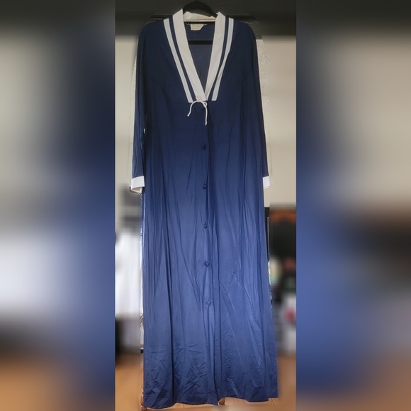 VTG 1970s robe from Jcpenney - Picture 1 of 7